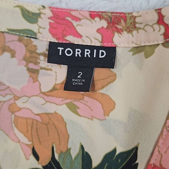 Torrid Womens Size 2 / 18-20 / 2x Georgette Zip-Front Dolman Blouse Flowy Dressy - Picture 9 of 14